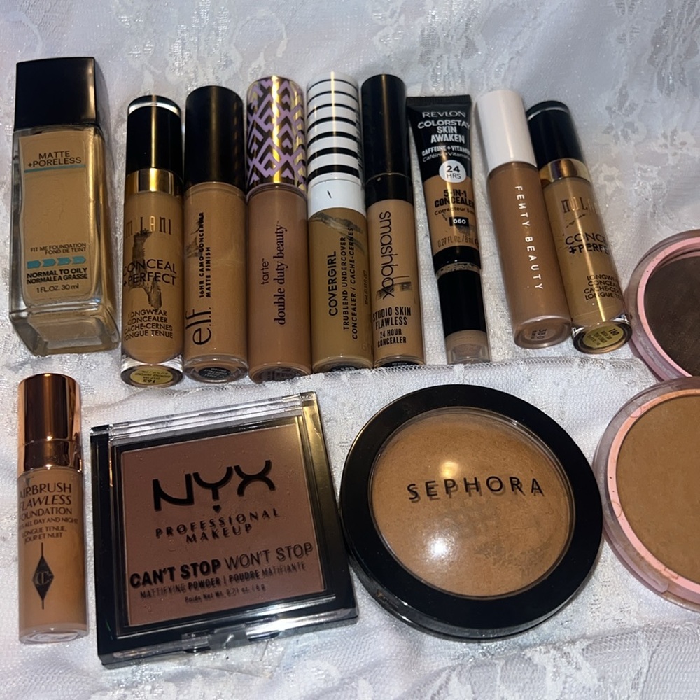 Make up bundle - Picture 3 of 3